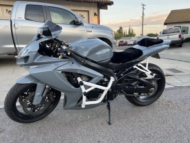 Beste Suzuki GSXR 600 / GSXR 750 Motorrad Verkleidung Kit 2006-2007 - Nardo Grau
