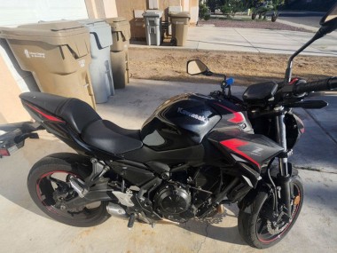 Beste Kawasaki Ninja Z650 Motorrad Verkleidung 2020-2023 - Schwarz Rot