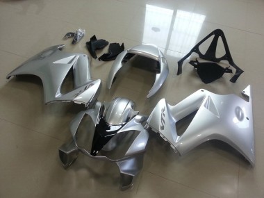 VFR 800 02-13 Motorrad Verkleidungen - Silber