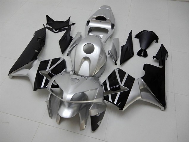 CBR 600 RR 05-06 Motorrad Verkleidungen - Silber Schwarz CBR 600 RR 05-06 Motorrad Verkleidungen - Silber Schwarz