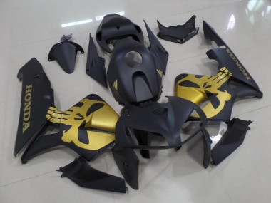 CBR 600 RR 05-06 Motorrad Verkleidungen - Matt Schwarz mit goldenem Totenkopf