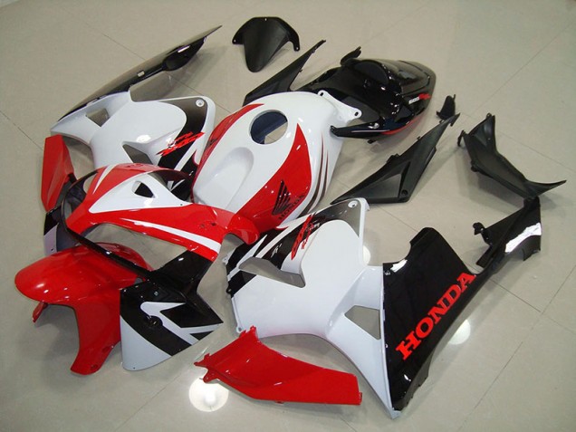 CBR 600 RR 05-06 Motorrad Verkleidung - Rot Weiß Schwarz CBR 600 RR 05-06 Motorrad Verkleidung - Rot Weiß Schwarz