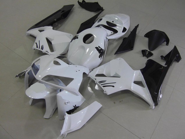 CBR 600 RR 05-06 Motorrad Verkleidungen - Weiß mit Besonders Aufkleber CBR 600 RR 05-06 Motorrad Verkleidungen - Weiß mit Besonders Aufkleber