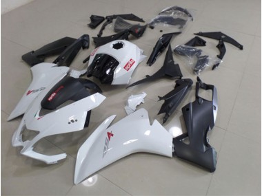 RS4 50 125 11-18 Motorrad Verkleidungen - Weiß Schwarz